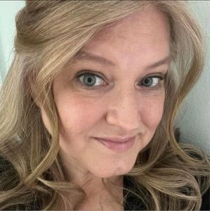 Meet your Posher, Sonia